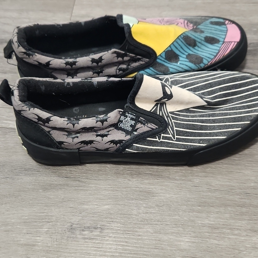 Disney Nightmare Before Christmas Canvas Time Burton Slip Ons Size 7 Mens - Picture 4 of 11